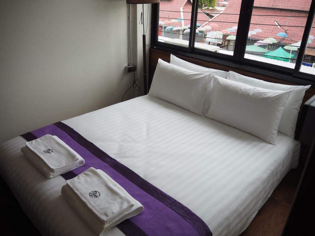 Boonnark Bed Night Bazaar No Car Parking Проживание в семье Чиангмай